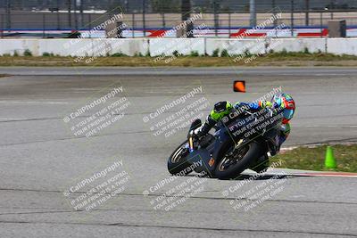 media/Apr-23-2022-Fastrack Riders (Sat) [[cb2d6ae73d]]/LEVEL 4/1PM TURN 6 OUTSIDE/